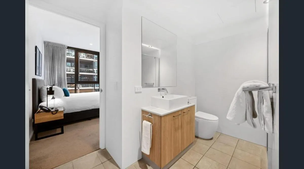 Cbd Luxury Resort Adelaide Australia